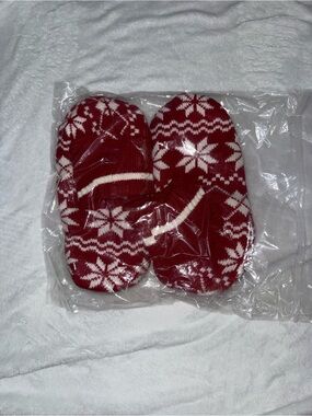 Cozy Red & White Nordic Knit Slippers